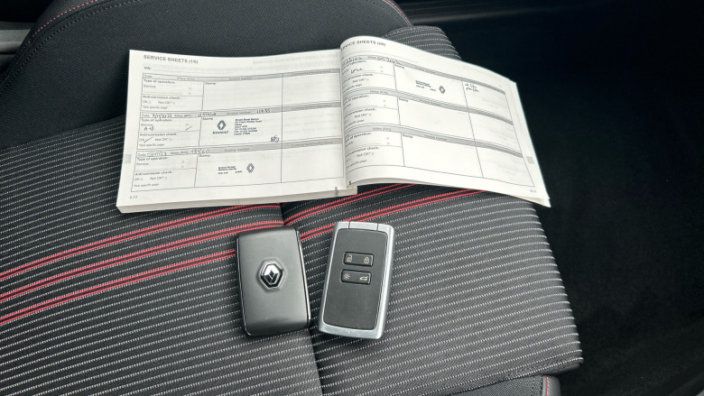 Renault Clio 1.0 TCe 100 RS Line 5dr Petrol Hatchback